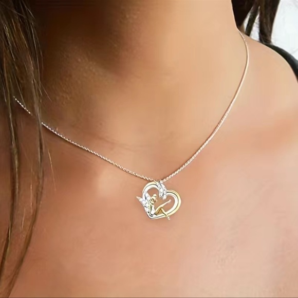 ⭐️Pick Any 2/$17 Sale Tinkerbell Necklace - Picture 1 of 9